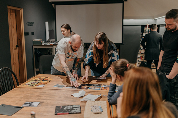 VISIONADO PORFOLIOS 1 FOTO 6 DIMITRI STEFANOV. Joint Class April 2025 5 B